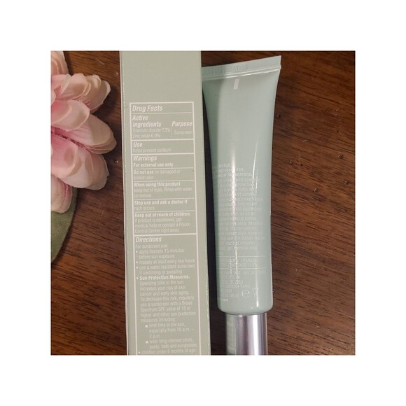 SHELFWARE Clinique City Block Sheer SPF 25 1.4 oz / 40 ml FULL size NEW in box - Picture 5 of 10